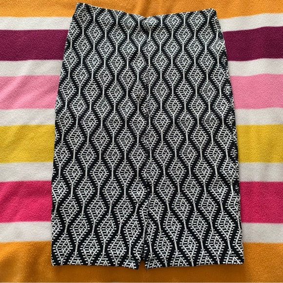 Zara Trafaluc collection pencil skirt - Picture 2 of 4